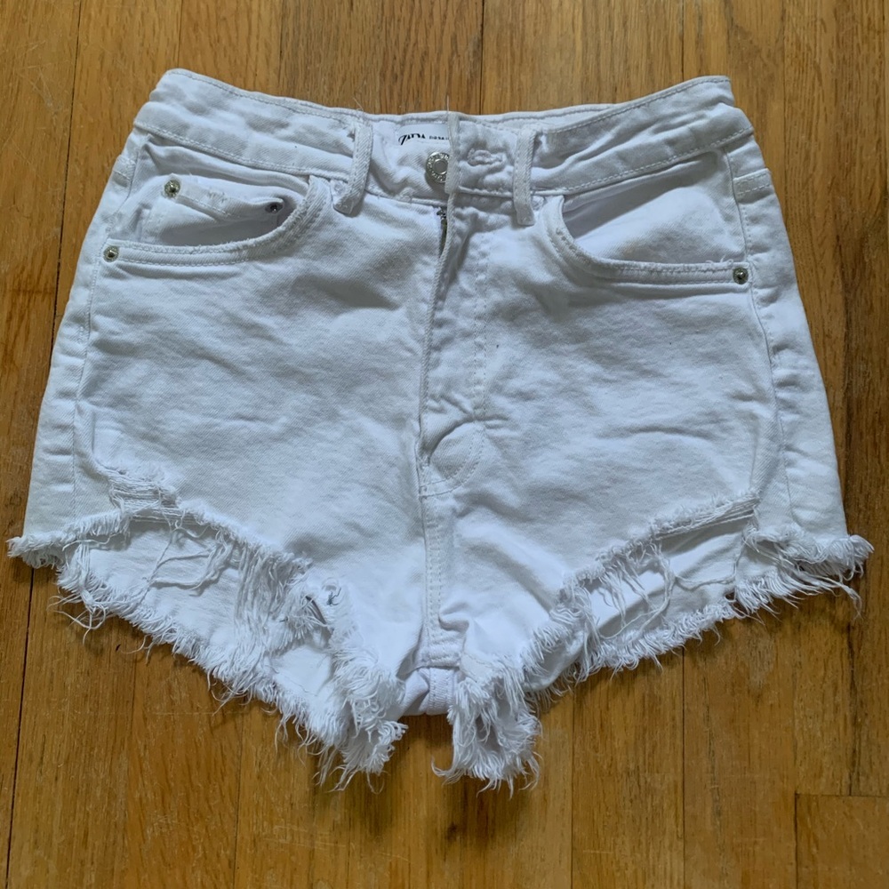 Zara Jean Shorts in White